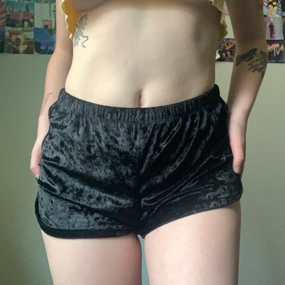 heart and hips black velvet lounge shorts